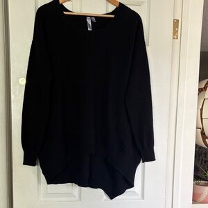 Wilt Women's Big Slant Black Cashmere Sweater